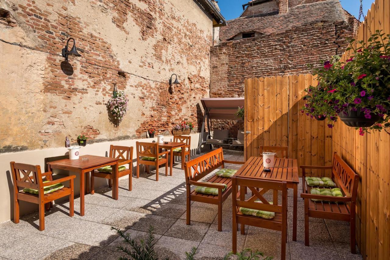 Blumenhaus Sibiu公寓式酒店 外观 照片